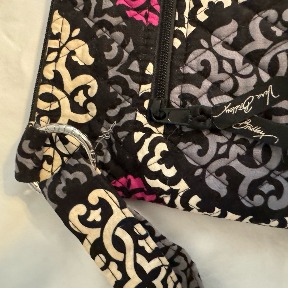 Vera Bradley Crossbody Pocketbook - Picture 4 of 10
